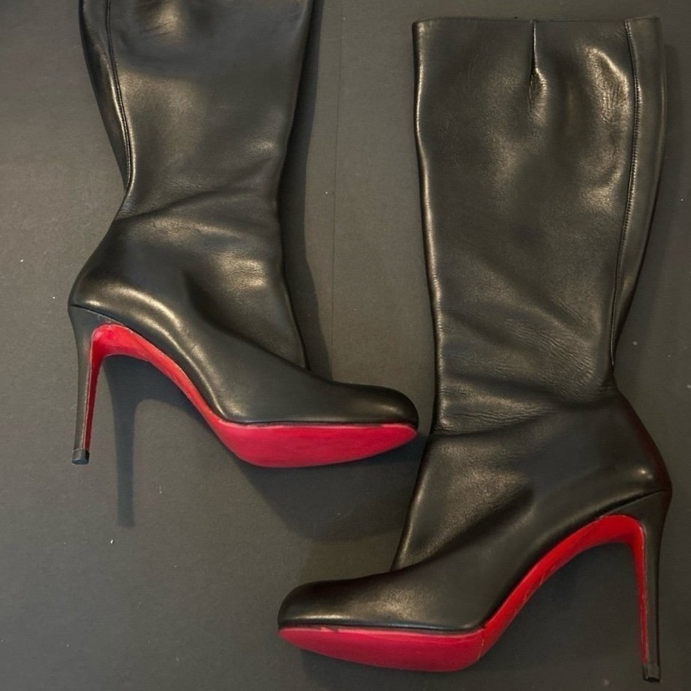 —— SOLD——- Christian Louboutin Tall Leather Stiletto Boots eur 39